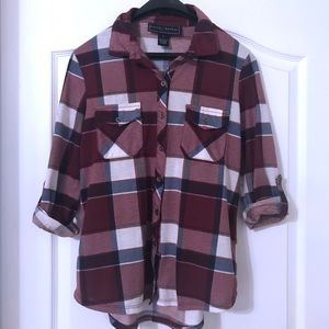 Women’s plaid shirt